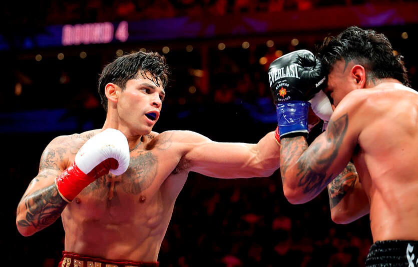 Гарсія назвав причину відсутності нокауту в бою з Барріосом