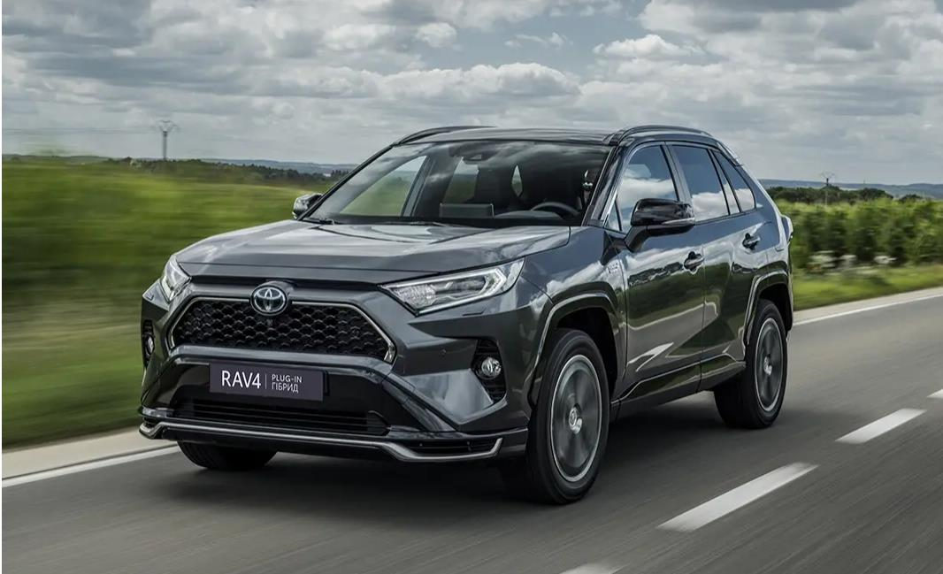 Ринок гібридів зріс на 40%: які авто обирали українці в січні