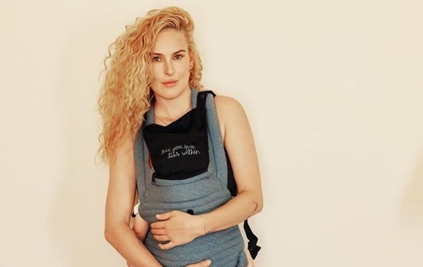 Румер Вілліс відповіла на закиди про життя за рахунок зіркових батьків