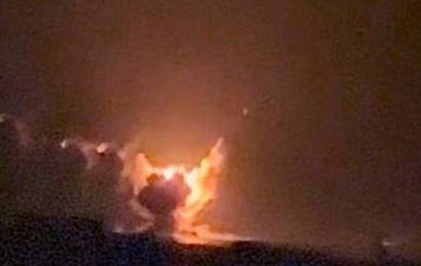 У Криму вночі лунали вибухи в районі аеродромів
