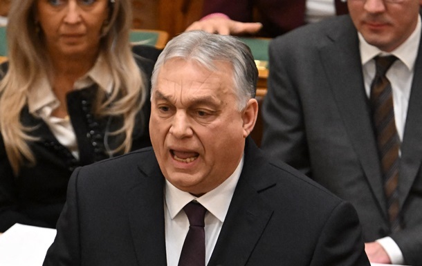 Вибори в Угорщині: партія Орбана сильно поступається опозиціїній Тисі