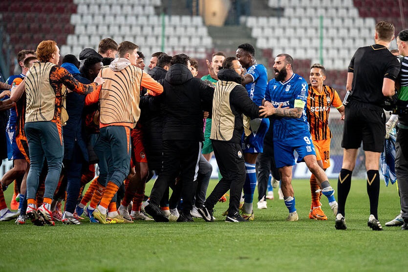 Шахтар та Лех завершили зустріч масовою сутичкою