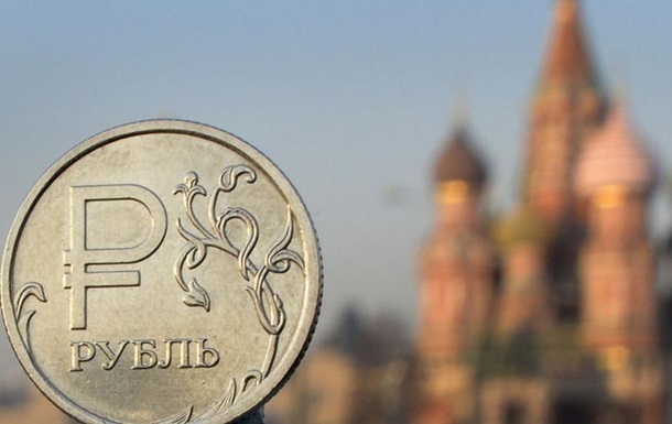 Половина бюджету РФ йде на війну – аналітик
